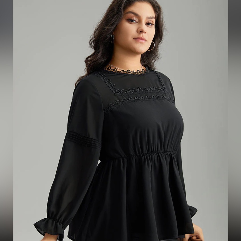 NWT Bloomchic Plain Ruffles Elastic Waist Lace Patchwork Blouse